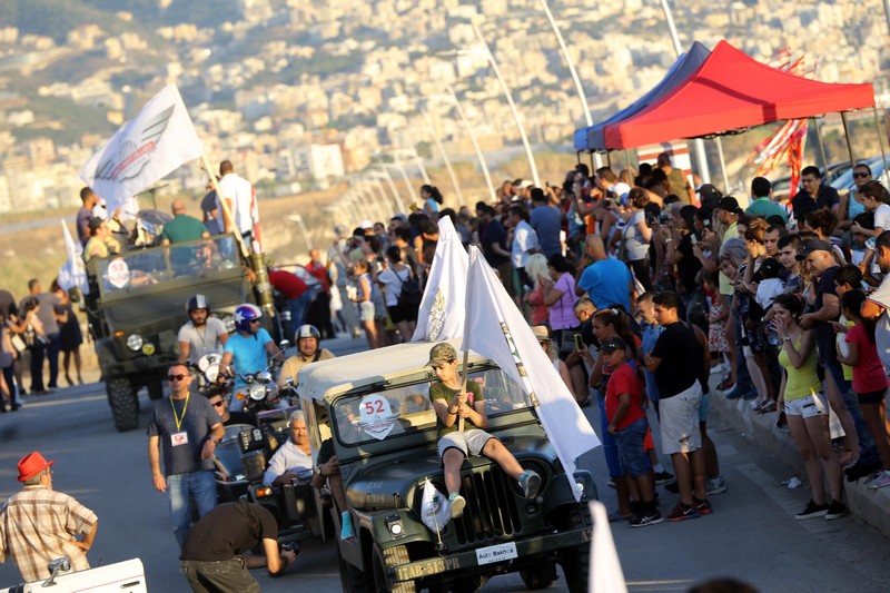 Amchit International Festival Collection Cars Parade